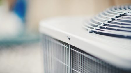 AC Is Blowing Hot Air: 7 Troubleshooting Tips
